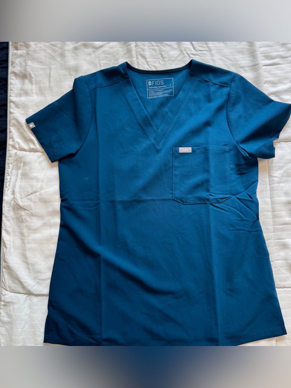 Figs Deep reef Scrub Top Small